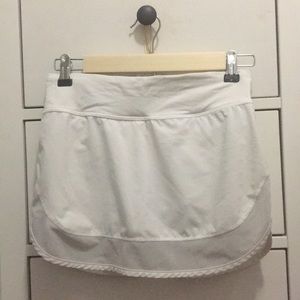 Cute and comfy lululemon skirt